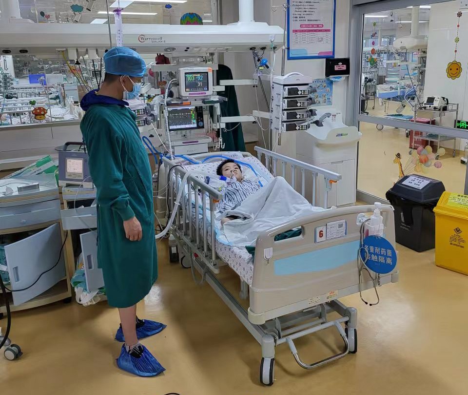 济南跨省救护车出租公司